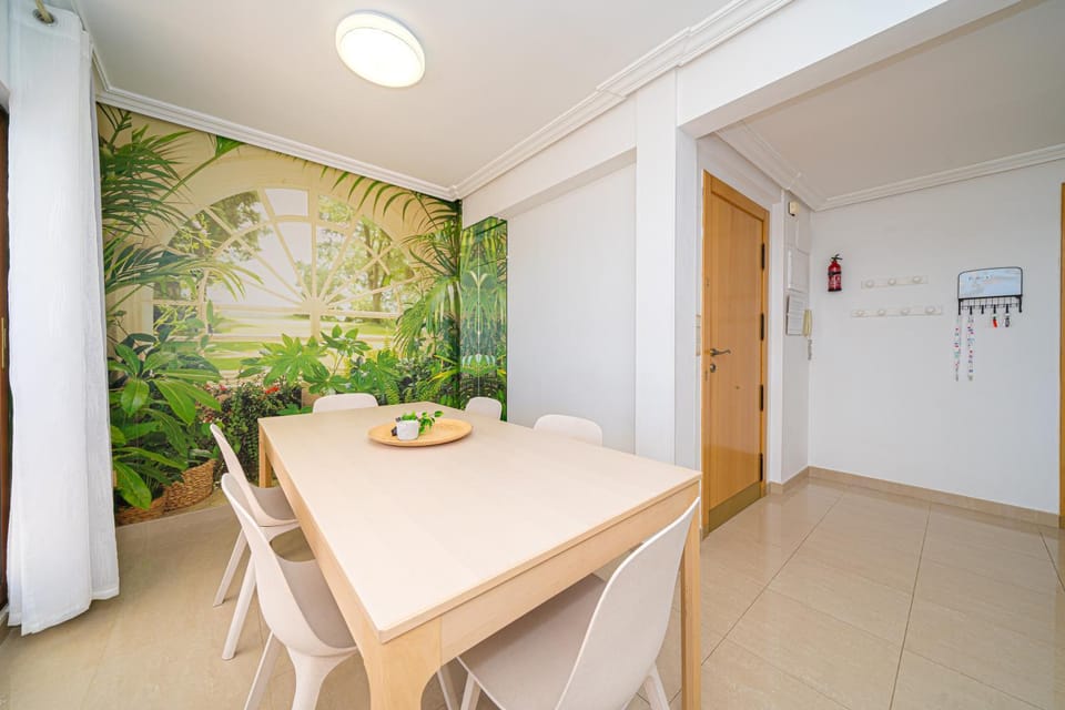 Front Line Apartment Jakarta 2 Apartment in El Campello