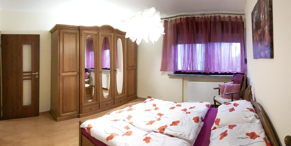 Apartament Bardzo Popularny Apartment in Lower Silesian Voivodeship