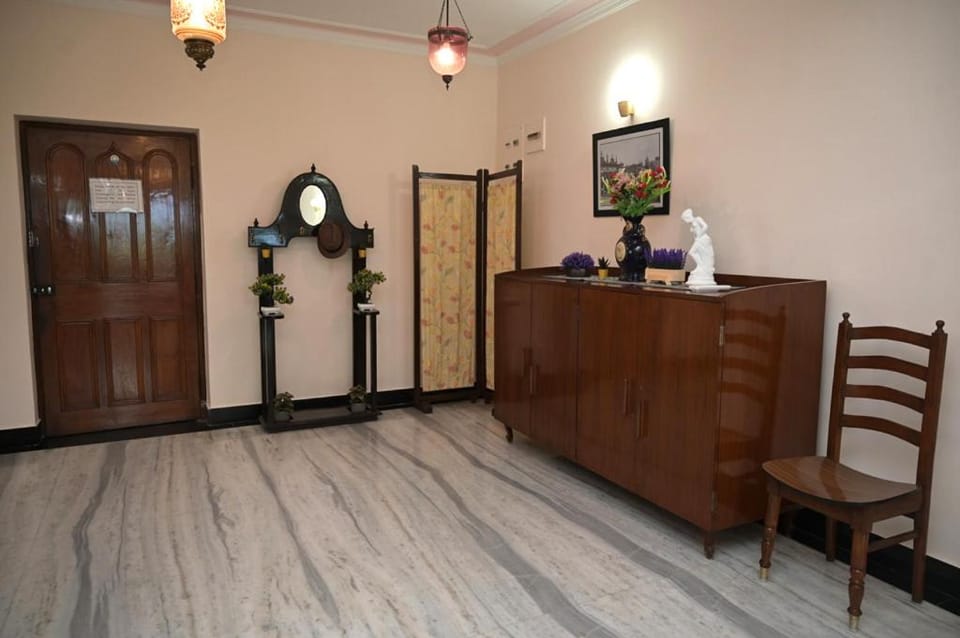 Living room, air conditioner