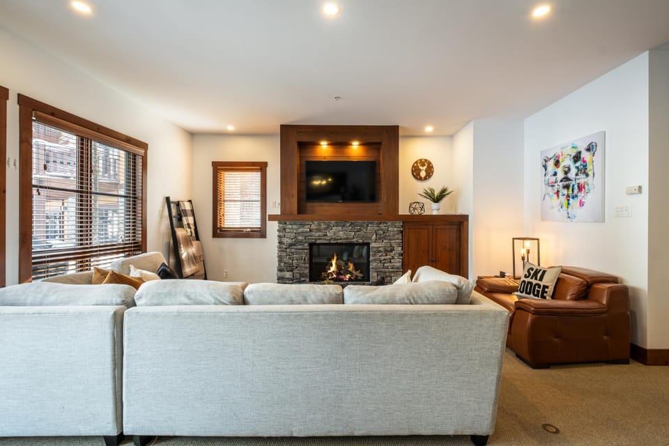 Tremblant Prestige - ÉTOILE 1510-4 Apartment in Mont-Tremblant
