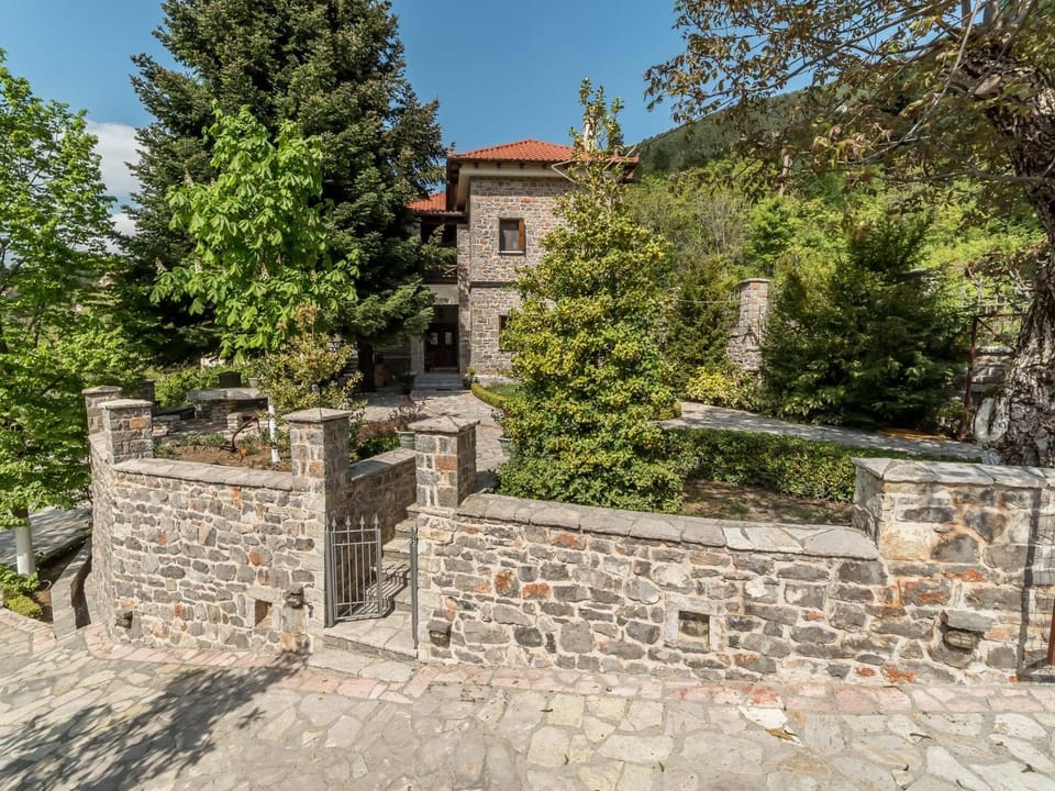 Villa Mylonas Villa in Peloponnese, Western Greece and the Ionian