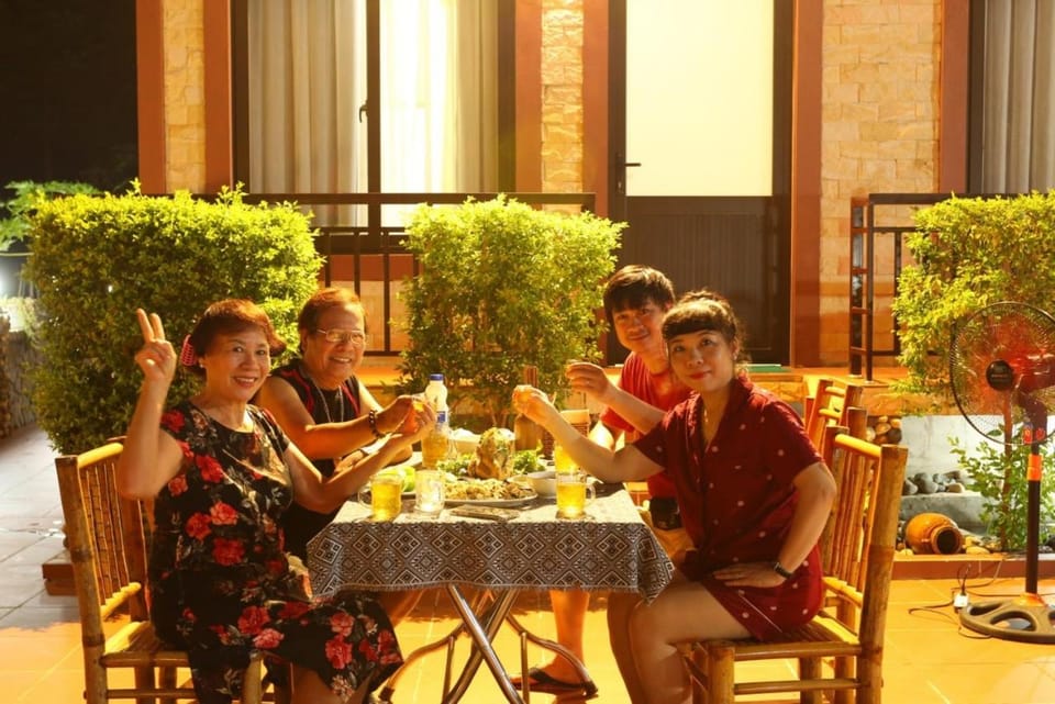 Mai Chau Xanh Bungalow Hotel in Laos