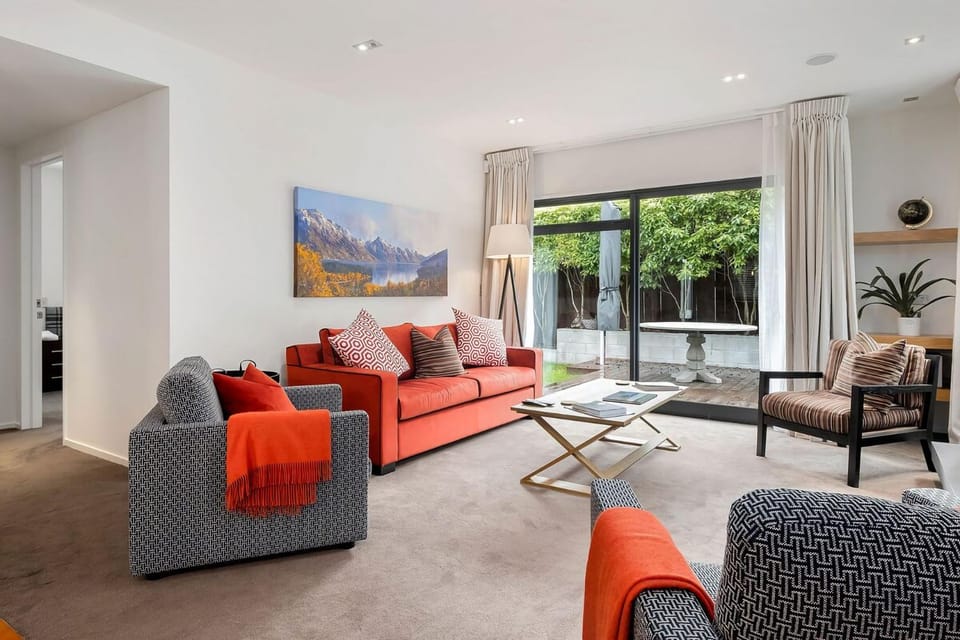 Central Queenstown 3 Bed Villa Villa in Queenstown
