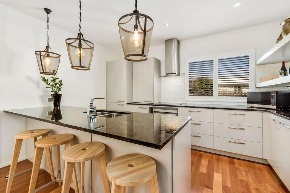 Central Queenstown 3 Bed Villa Villa in Queenstown