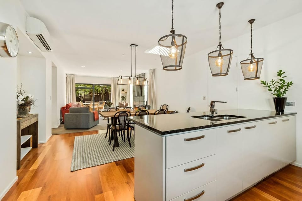 Central Queenstown 3 Bed Villa Villa in Queenstown