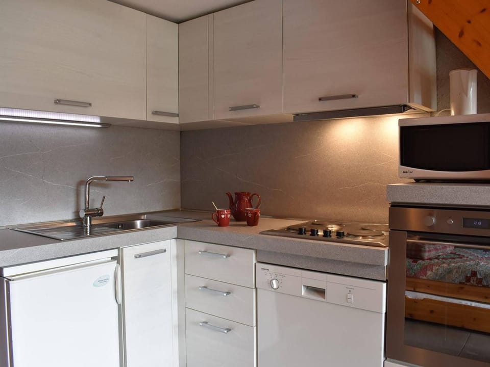 Studio mezzanine 5 pers avec balcon sud, cœur Méribel, proche pistes et commerces - FR-1-180-304 Apartment in Les Allues