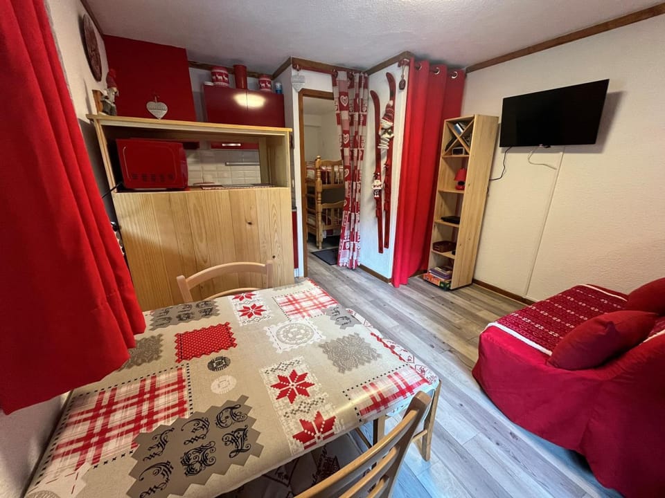 Studio cosy à Châtel pour 4 personnes, balcon exposé Sud-Ouest - FR-1-198-128 Apartment in Châtel
