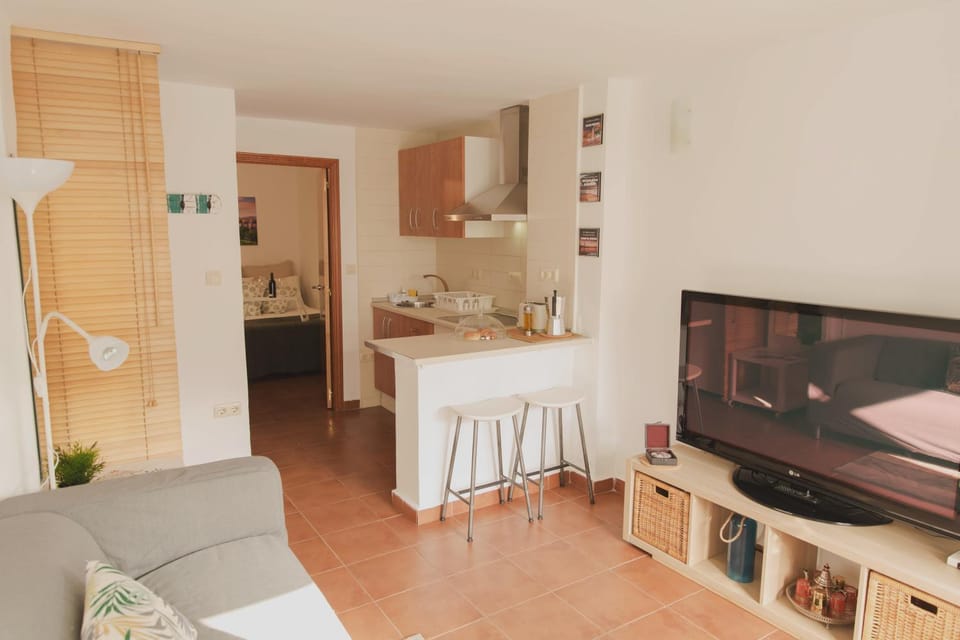 Kitchen or kitchenette, Living room