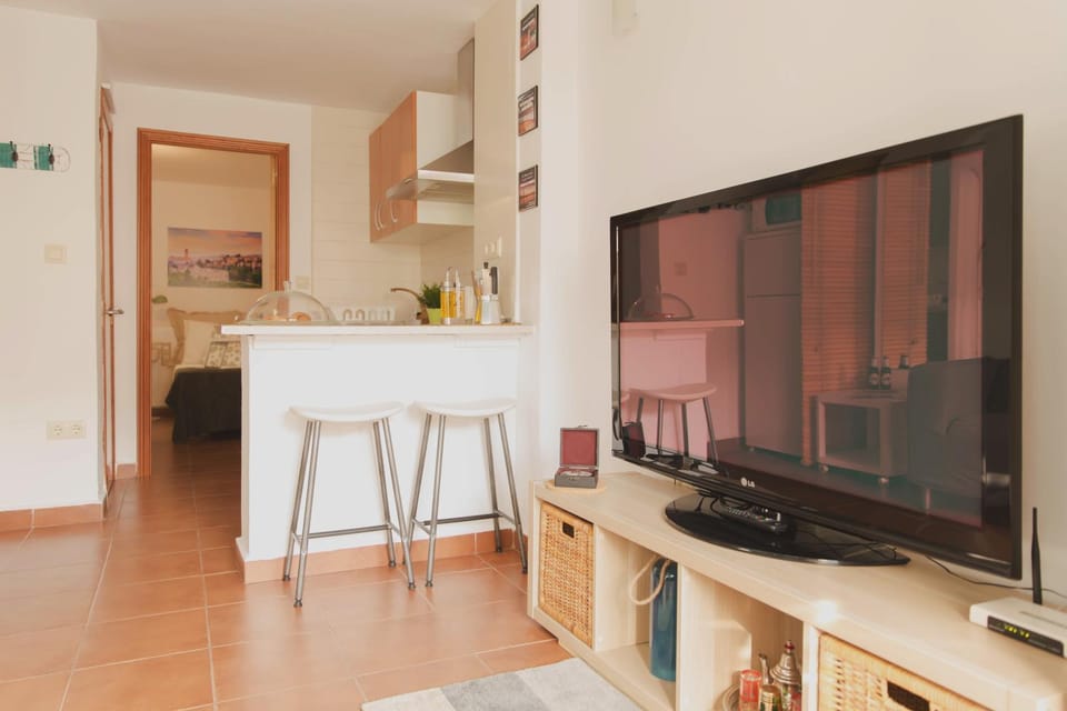 TV and multimedia, Decorative detail