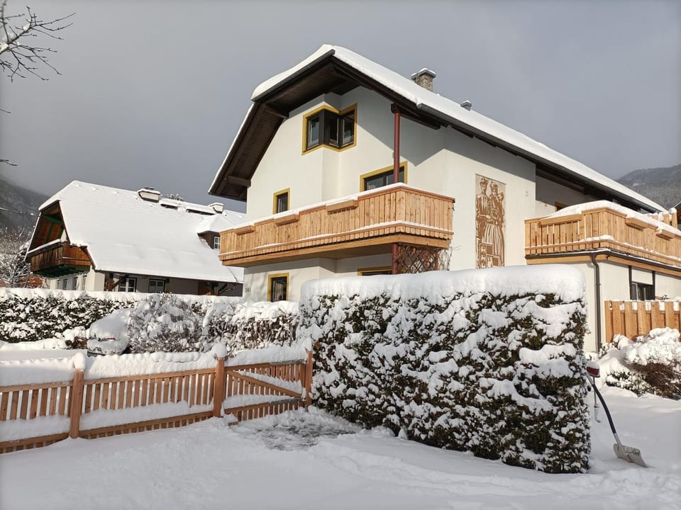 Property building, Winter