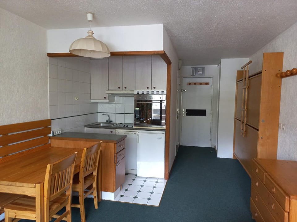 Studio Sud-Ouest au Coeur des Commerces - FR-1-449-58 Apartment in Tignes