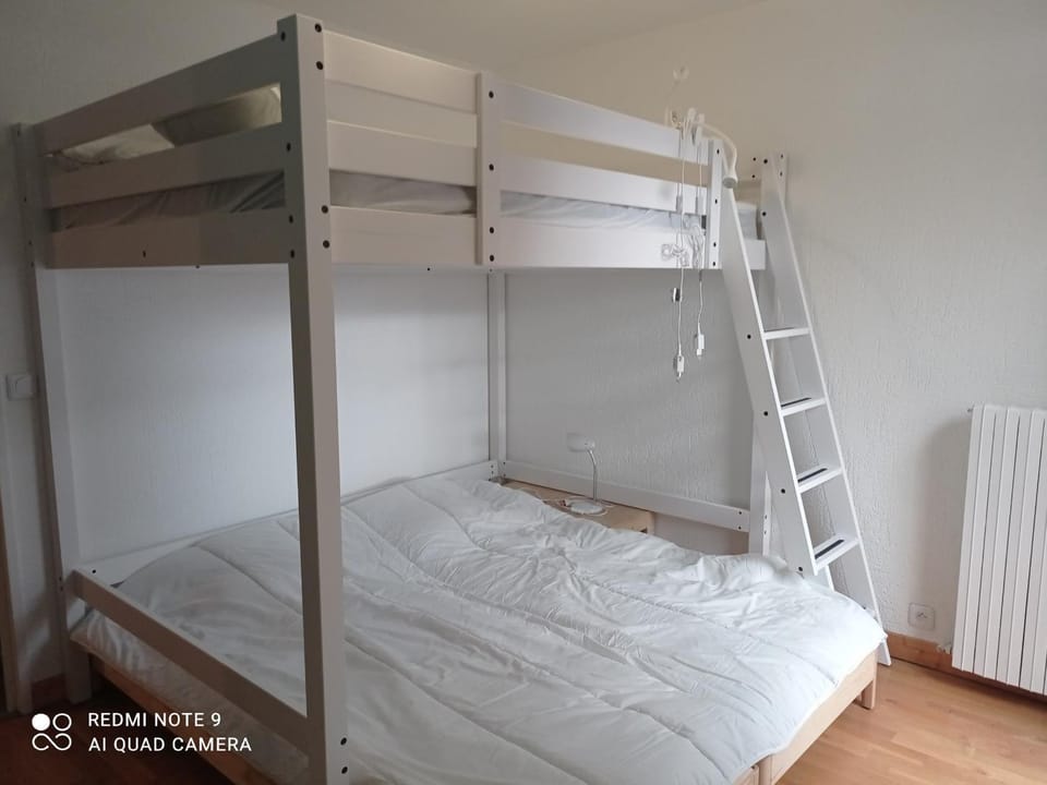 Appartement 3 pièces rénové, 65 m², à 100 m des pistes - FR-1-449-60 Apartment in Tignes