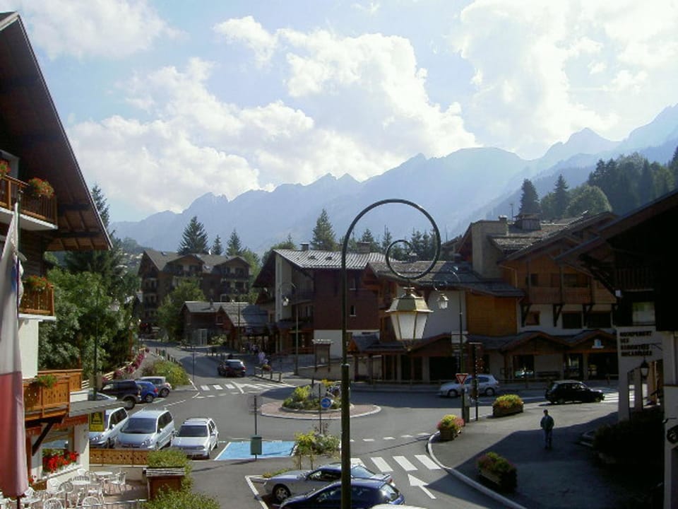 Appartement 2 chambres centre village proche pistes avec Wifi - FR-1-437-60 Apartment in La Clusaz