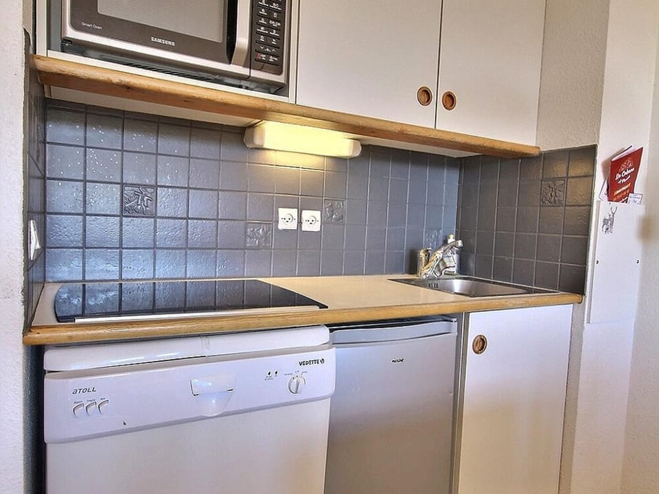 Appart 6 pers, terrasse sud-ouest au rez-de-pistes - FR-1-455-110 Apartment in Mâcot-la-Plagne