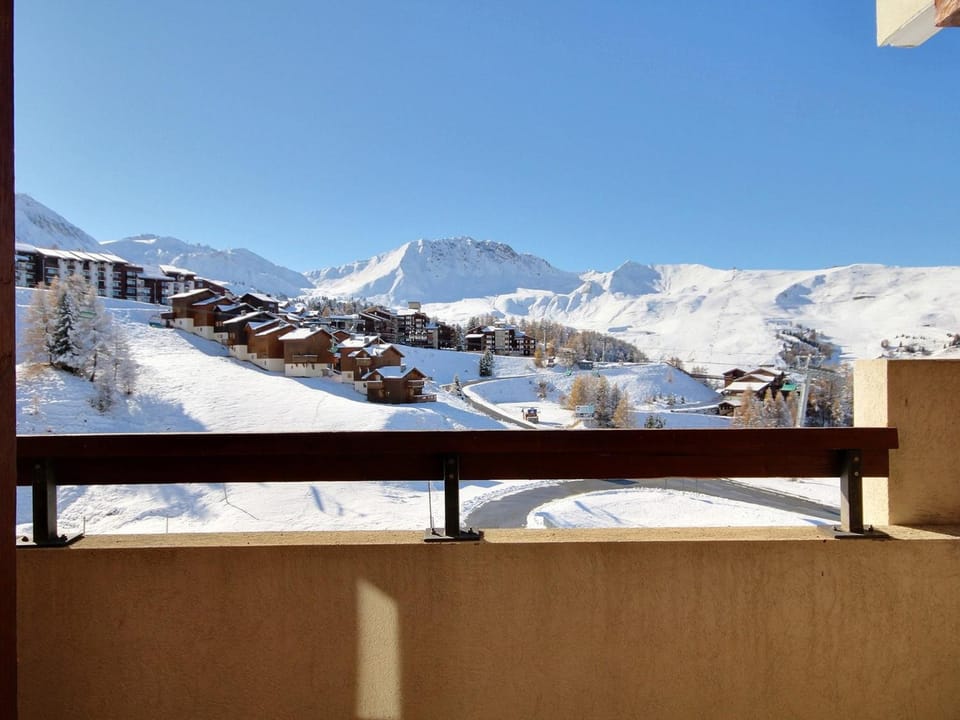 Appartement au pied des pistes, vue ski, 4 personnes Apartment in Mâcot-la-Plagne
