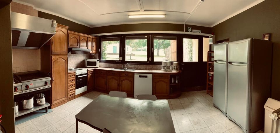 Kitchen or kitchenette, dishwasher, minibar, pet friendly