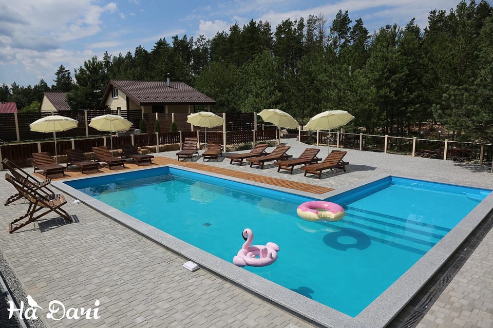 Swimming pool, Swimming pool