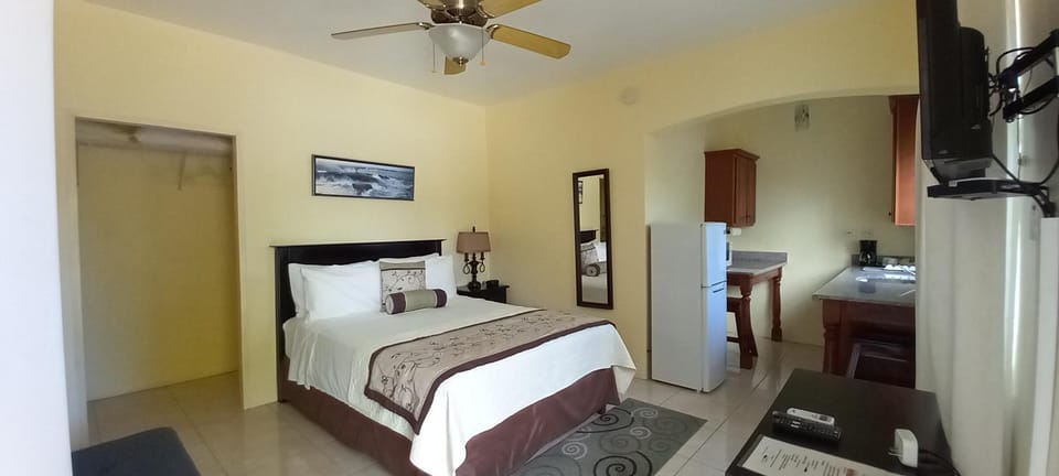 Modrians Bed and Breakfast in Runaway Bay