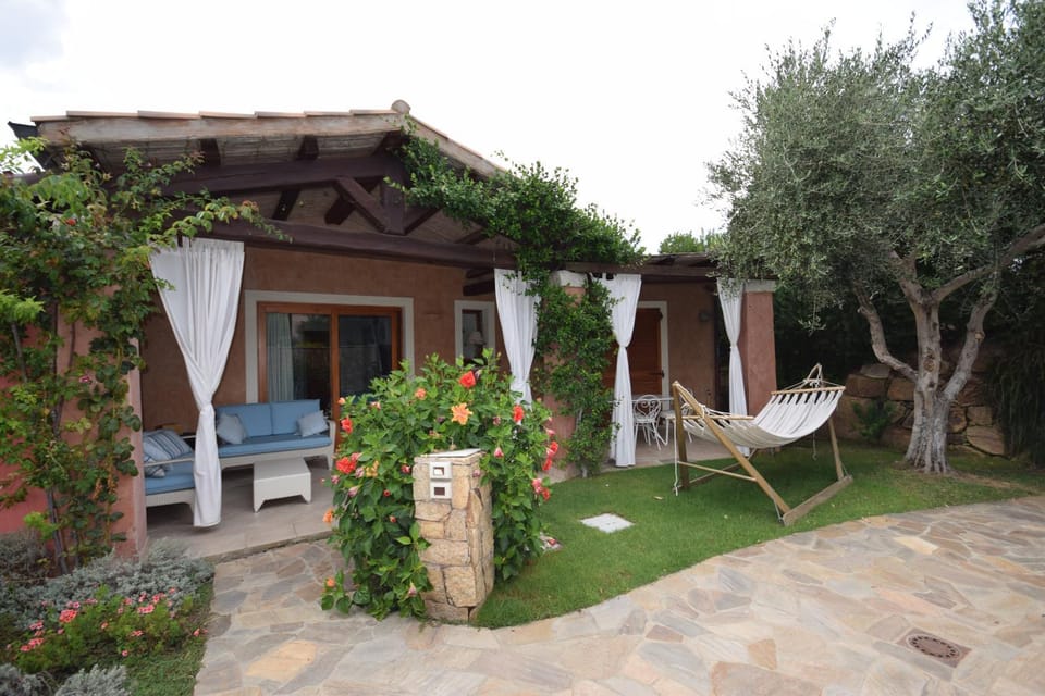 Property building, Patio