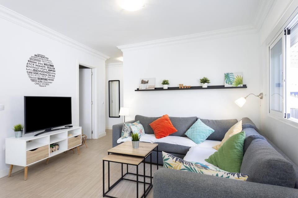 TV and multimedia, Living room, Decorative detail