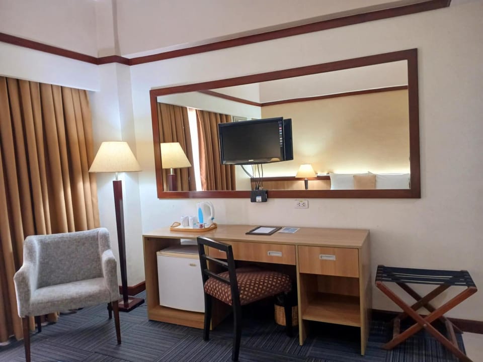 TV and multimedia, Seating area