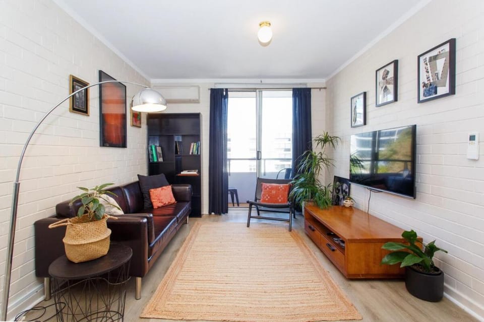 Stay Okay Central - Fremantle Apartment in Perth