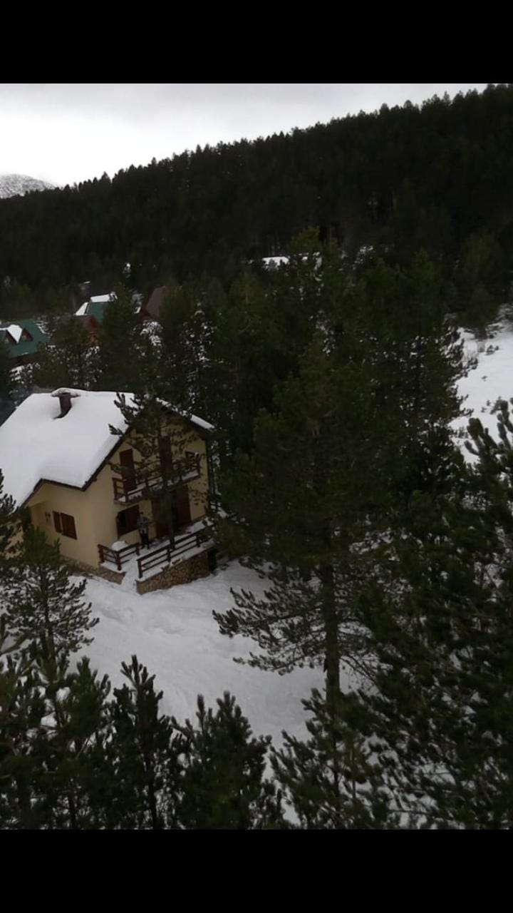 Vikendica Vil House in Federation of Bosnia and Herzegovina