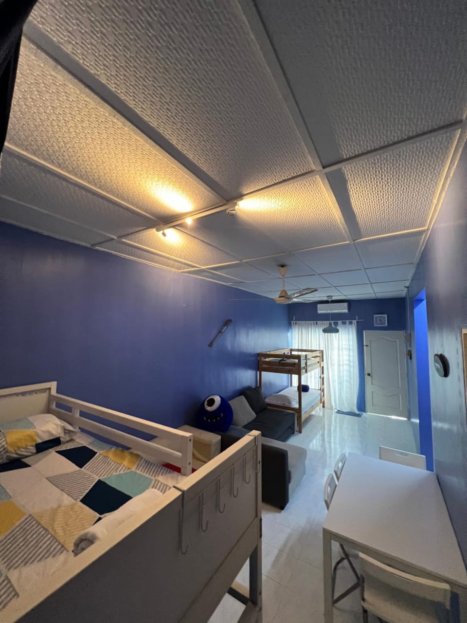 Bed, Living room, Seating area, bunk bed