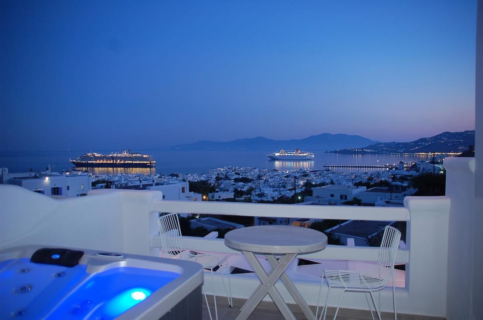 Balcony/Terrace, City view