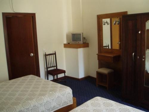 Pensao Lourenco Bed and Breakfast in Aveiro District, Portugal