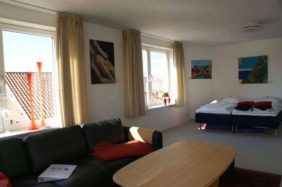 Bed, Living room, Seating area