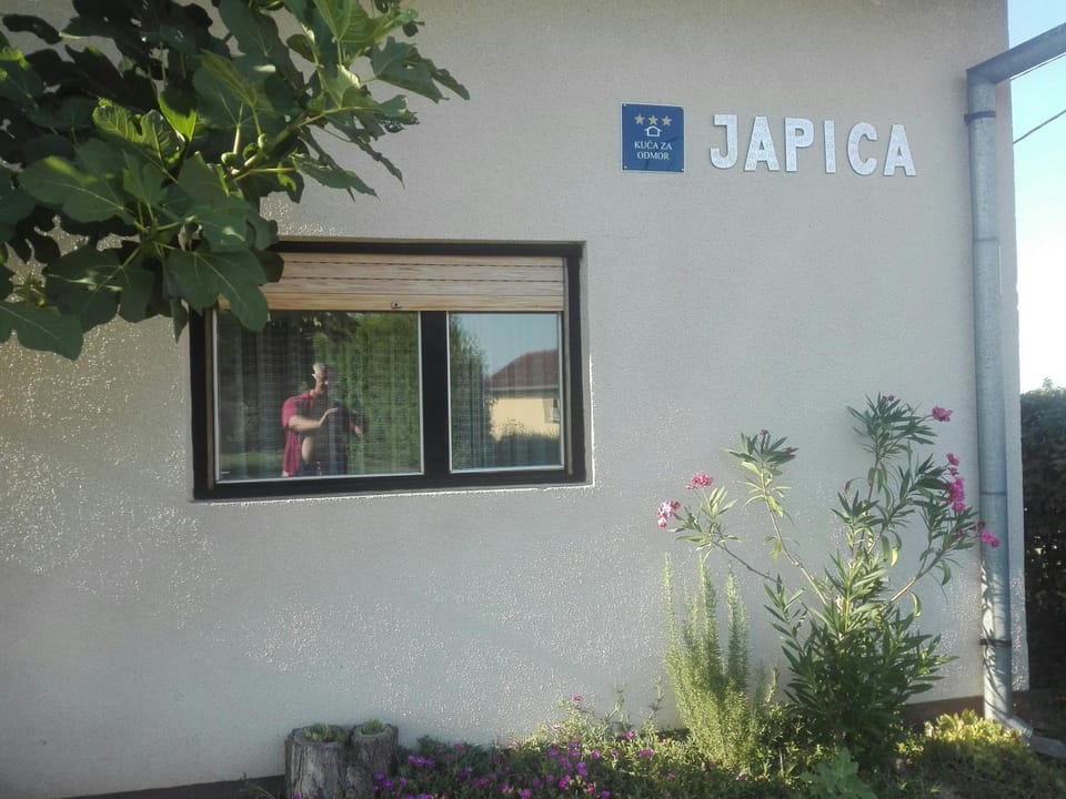 Property logo or sign