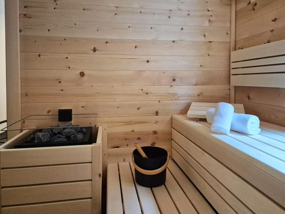 Sauna, Spa and wellness centre/facilities
