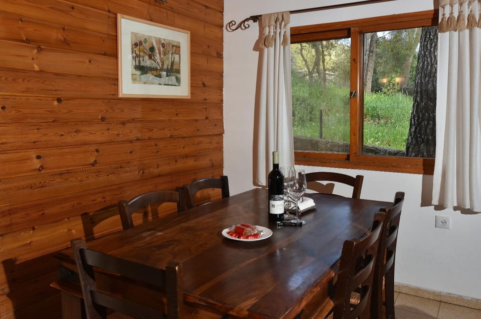 Zimmers at the Forest Nature lodge in North District