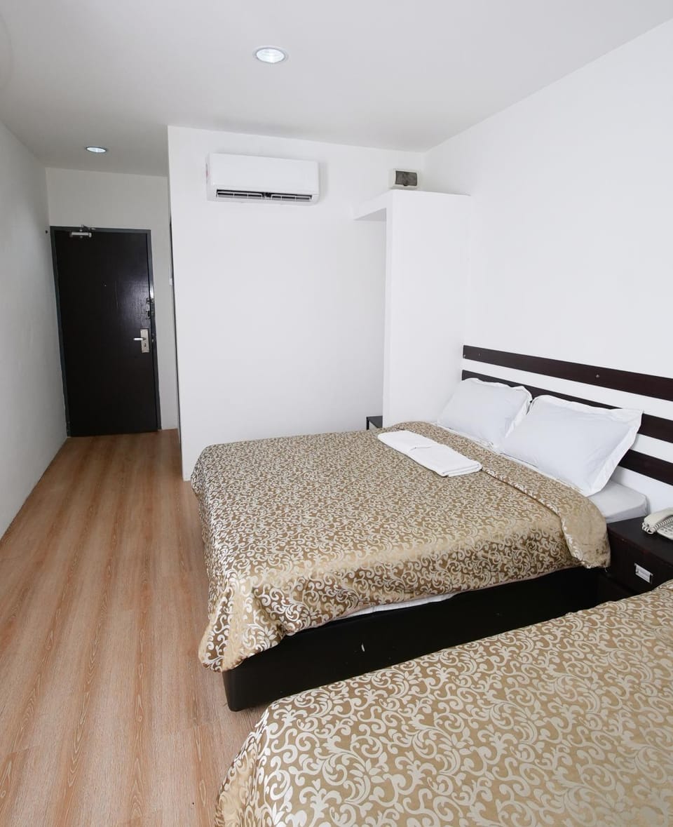 Bed, Bedroom, air conditioner