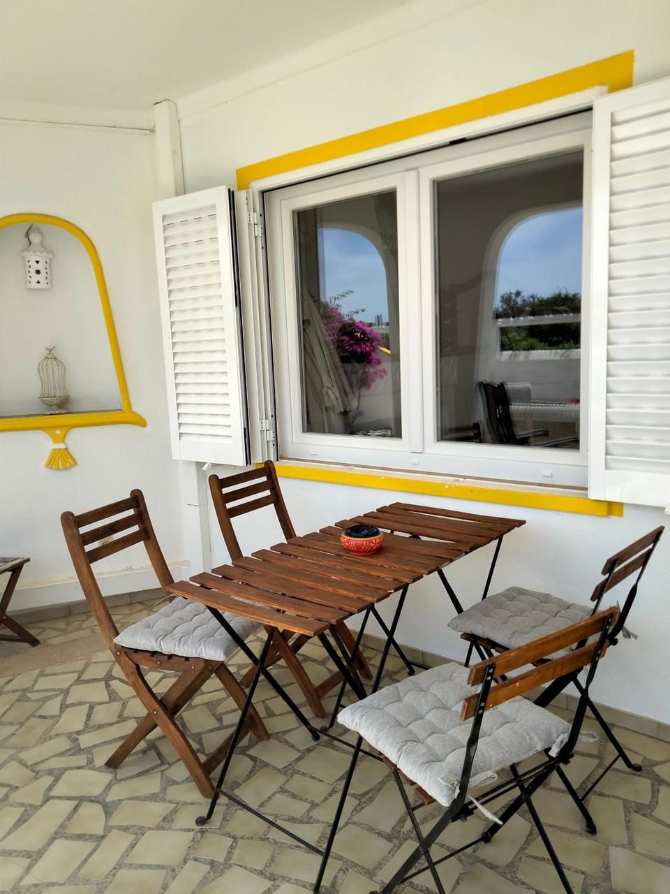 Seating area