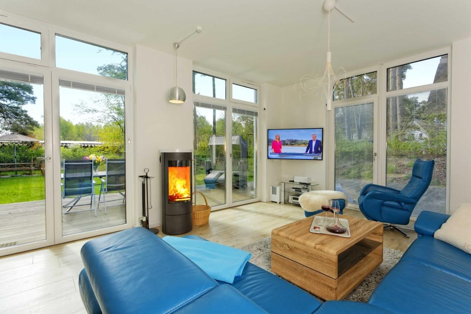 Living room, Seating area, Garden view