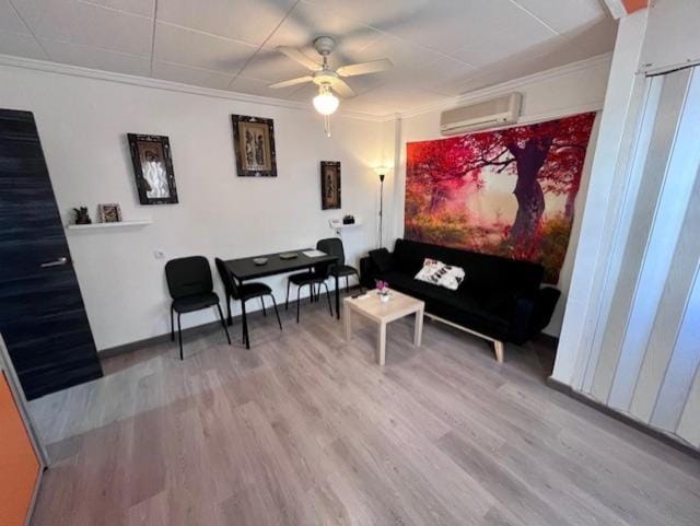 TV and multimedia, Living room, Dining area