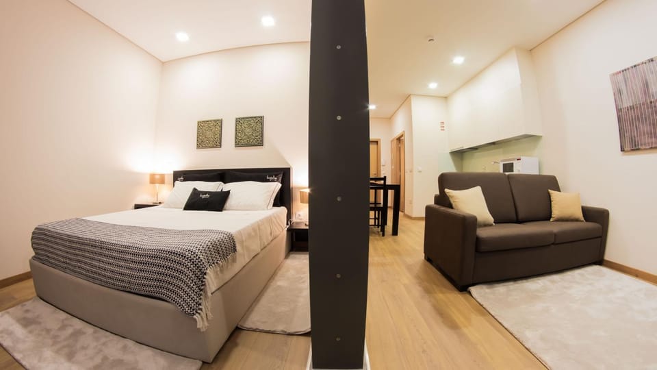 Kitchen or kitchenette, Living room, Bedroom