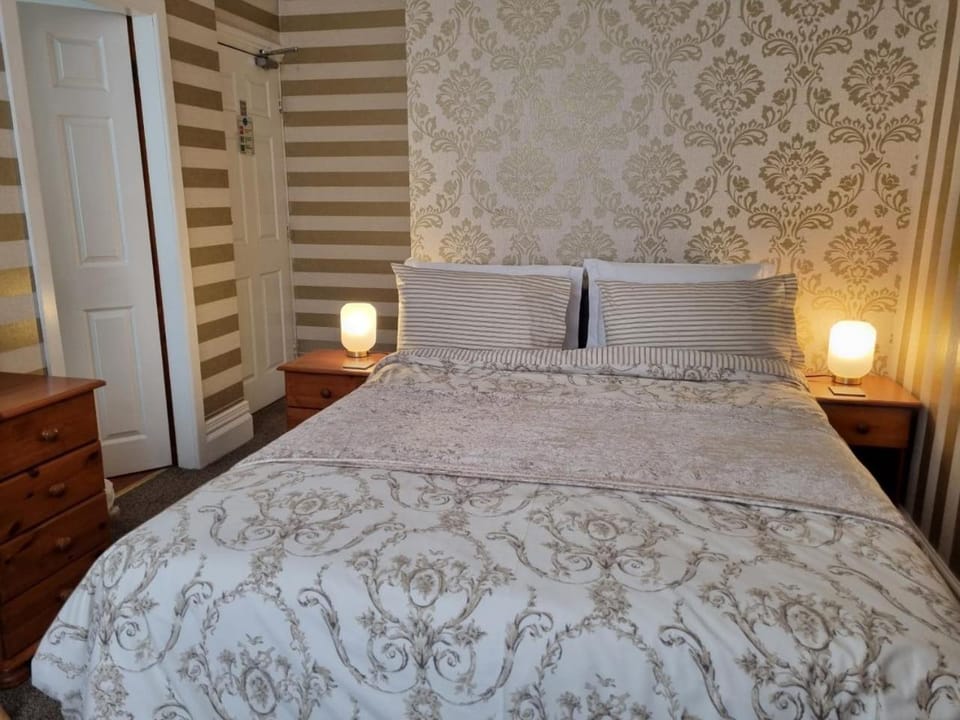 Sirocco Blues Guest House Bed and Breakfast in Blackpool