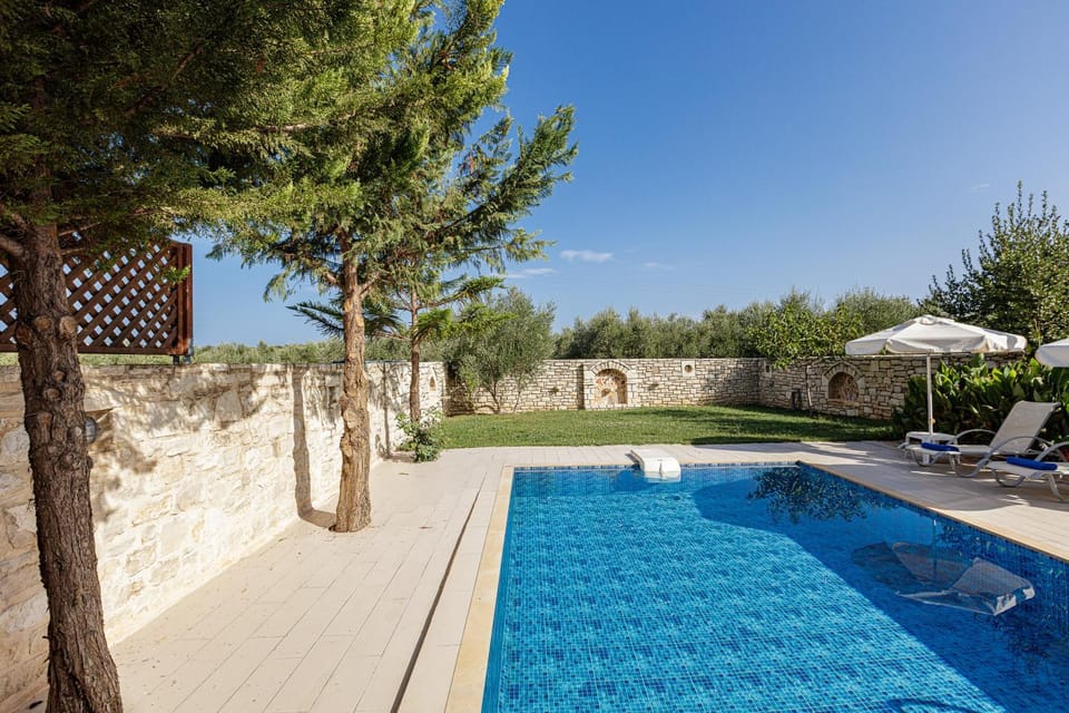 Garden, Swimming pool, sunbed