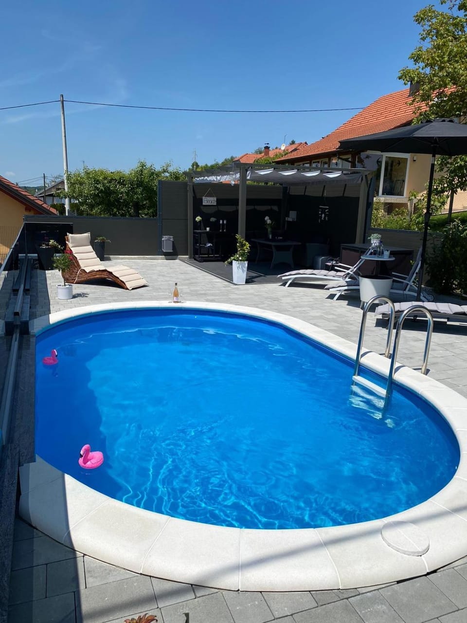 Pool view, Swimming pool