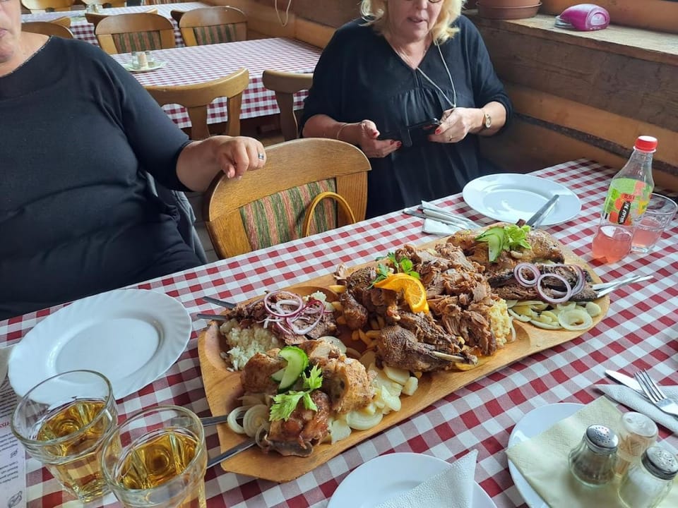 Restaurant/places to eat, Restaurant/places to eat