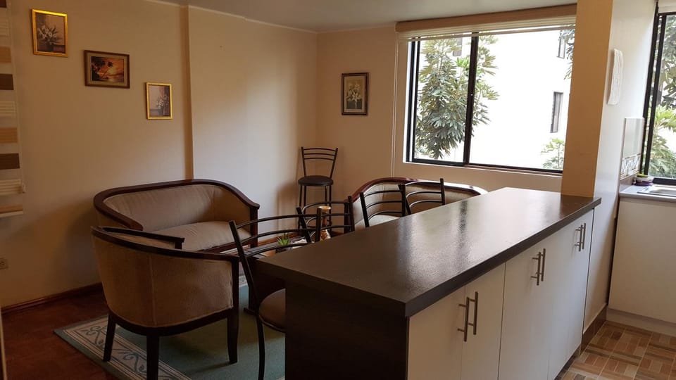 Communal lounge/ TV room