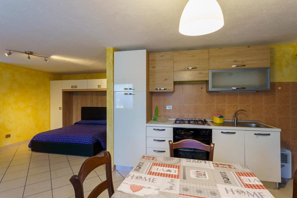 Appartamento da Neri Alloggio ad uso turistico -VDA-CHARVENSOD-n0047 Apartment in Aosta Valley, Italy