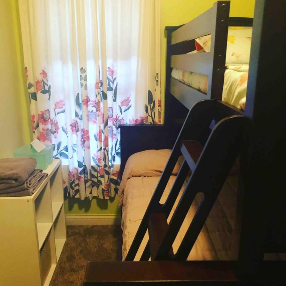 The Greenleaf House Bed and Breakfast in Rogers Park