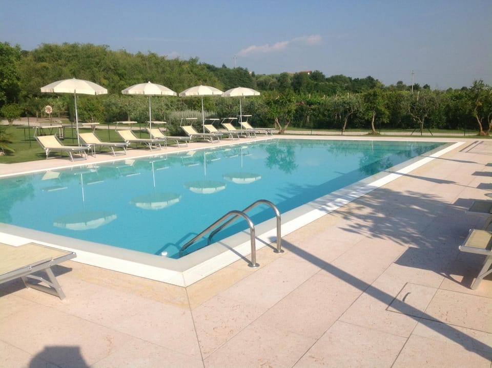 Swimming pool, Swimming pool