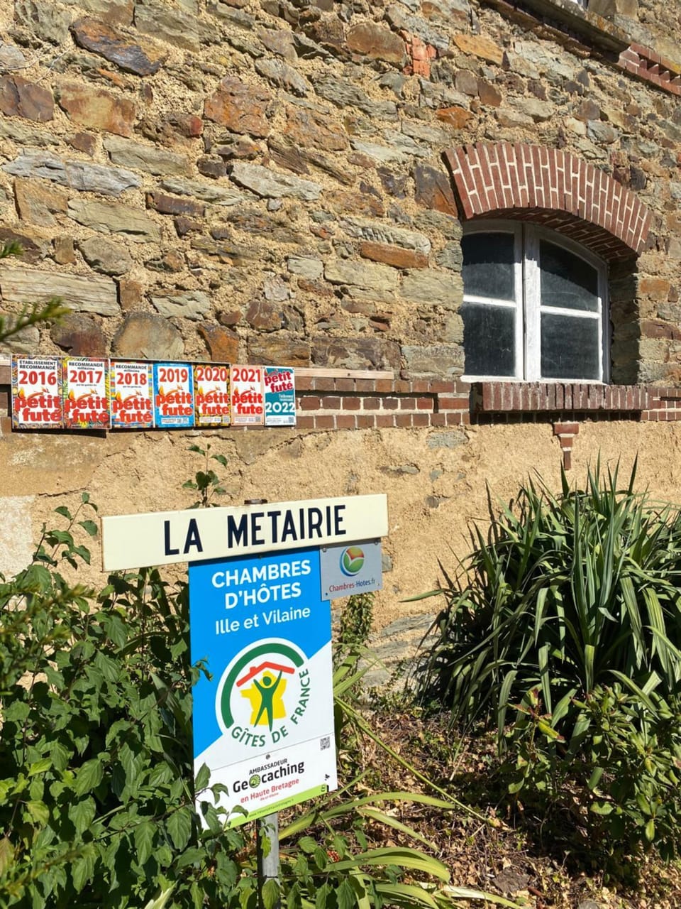 Facade/entrance