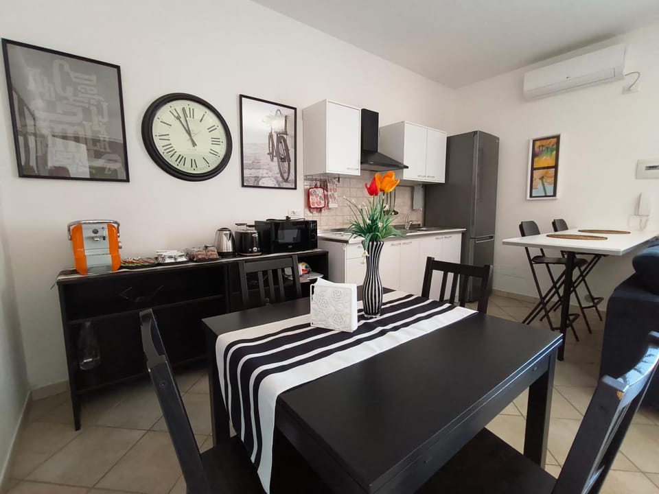 5 C Cutaias Apartment House in Catania