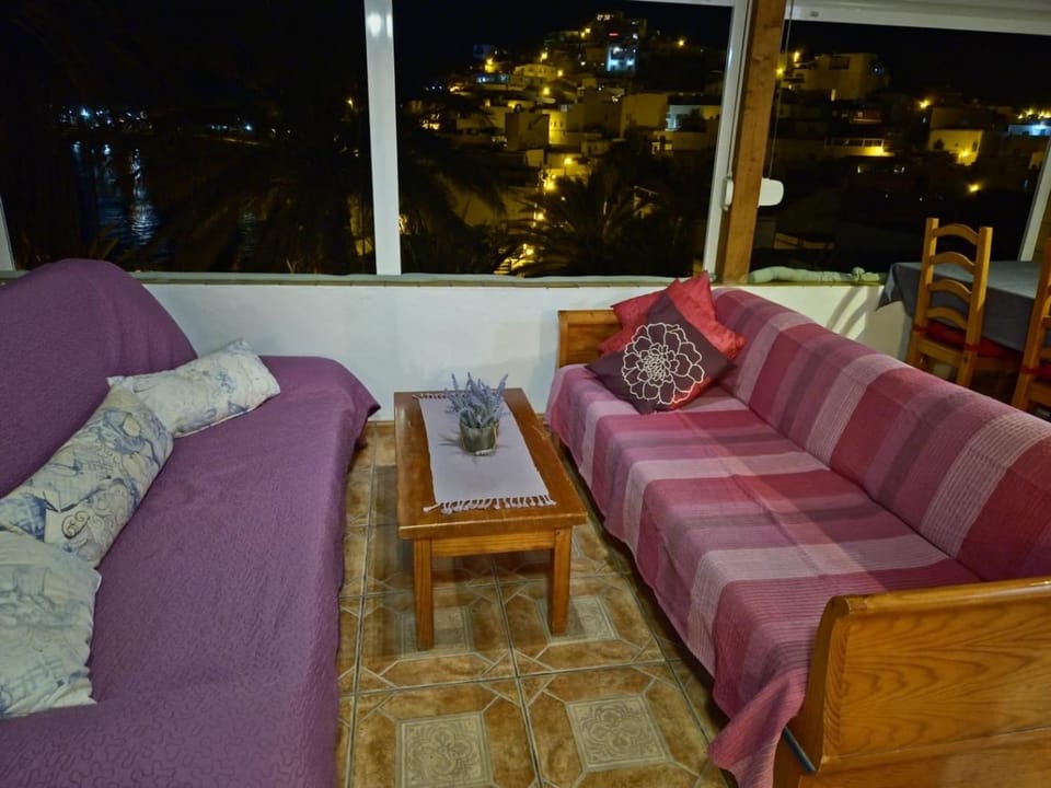 Night, View (from property/room), Seating area